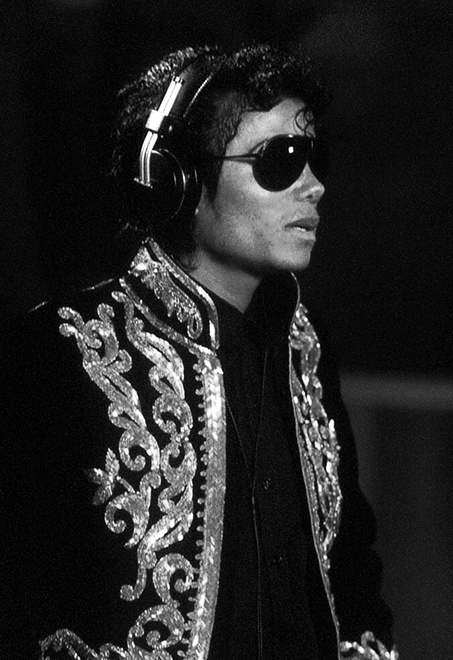 Michael Jackson recording We Are the World, 1985